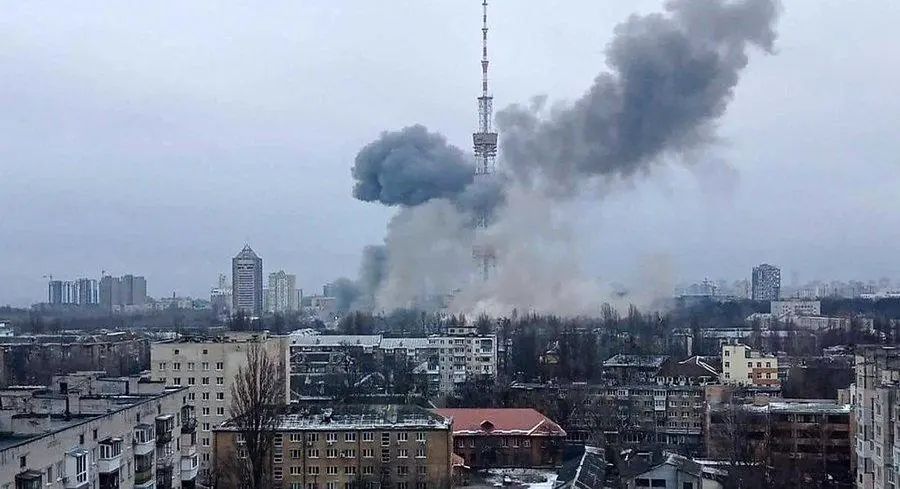 Mai multe explozii puternice au fost auzite, luni, în centrul Kievului - exploziikiev-1665419822.jpg