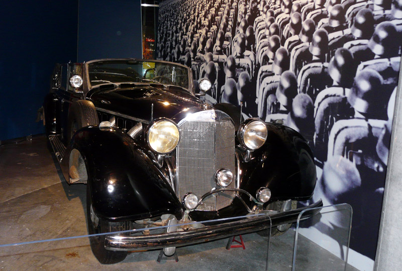 Mercedesul lui Hitler, vândut cu 10 milioane euro - f950ea2c31cdad6927ae1608522f21d8.jpg