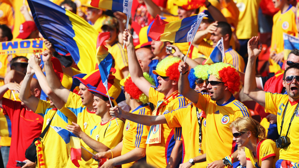 Fotbal: Meciul România - Finlanda, din preliminariile EURO 2016, se va disputa cu spectatori - fani1-1444076348.jpg