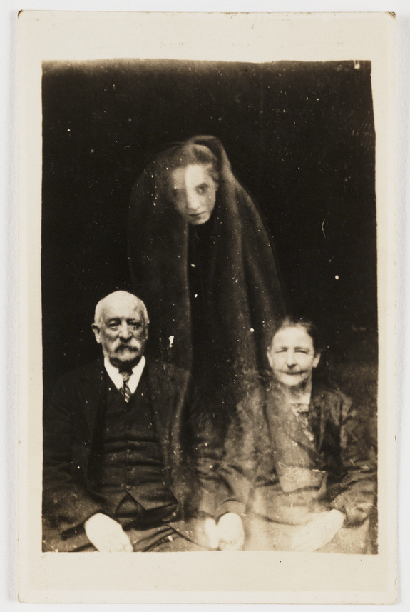 Fotografia zilei: Fantoma din 1920 - fantomafull-1320143313.jpg