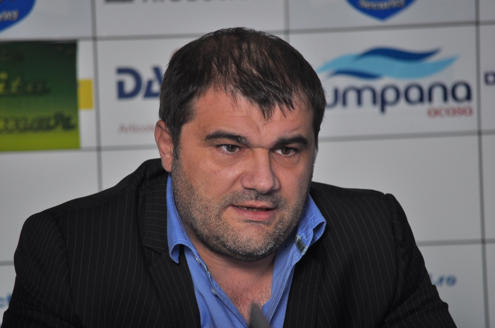 Giani Nedelcu a dat de înțeles că unii dintre jucătorii Farului au vândut meciul! - farulsnagov100-1321035046.jpg