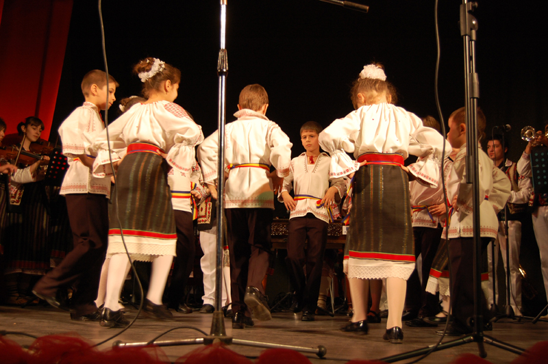 Copiii din CernavodÄƒ, Ã®n preselecÈ›iile festivalului  