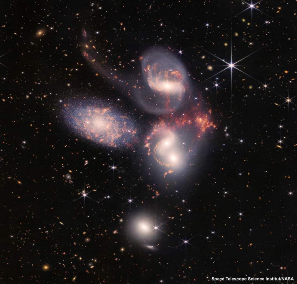 NASA dezvăluie noi imagini în premieră ale cosmosului îndepărtat - fbimg1657649261969-1657649285.jpg