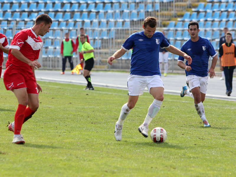 Liga a II-a la fotbal, etapa a șaptea. FC Farul va juca la Dorohoi fără  golgeterul Enciu - fcfarul-1412880046.jpg