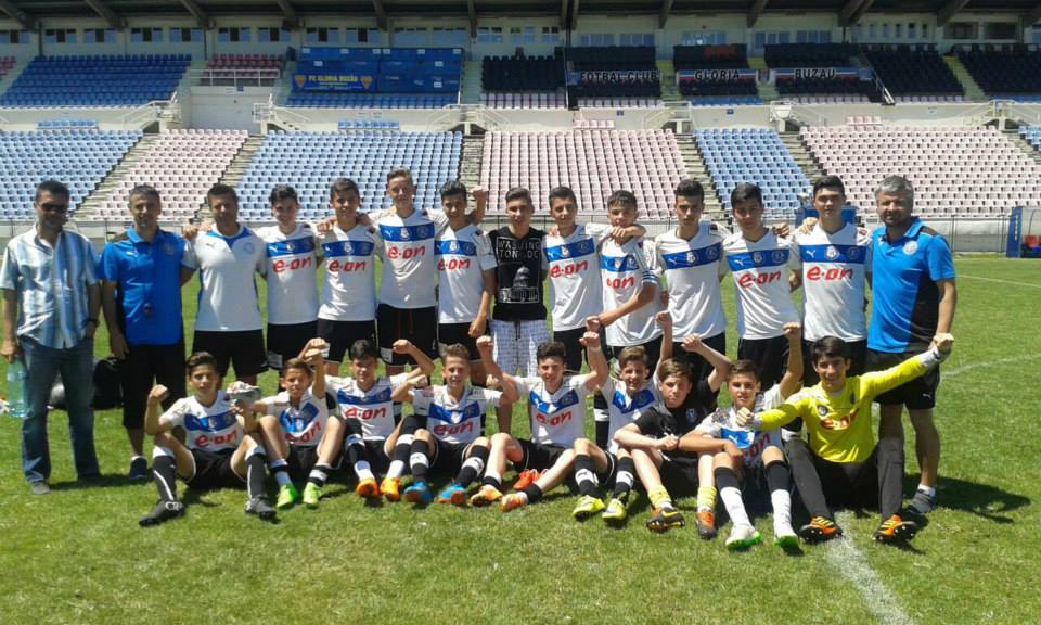 Fotbal Juniori C: FC Viitorul, calificată în turneul semifinal - fcviitoruljuniori-1433748161.jpg