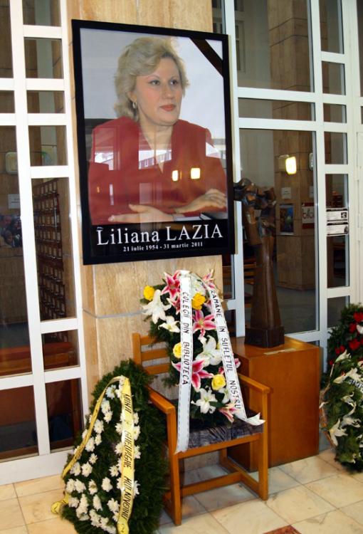 Liliana Lazia a fost condusă pe ultimul drum - fe2e8683896b780af2018dace7ac45c9.jpg