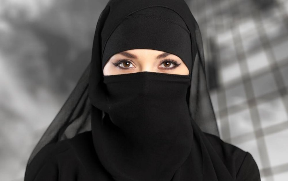 Arabia Saudită a eliberat primele zece permise de conducere pentru femei - femeie-1528209058.jpg