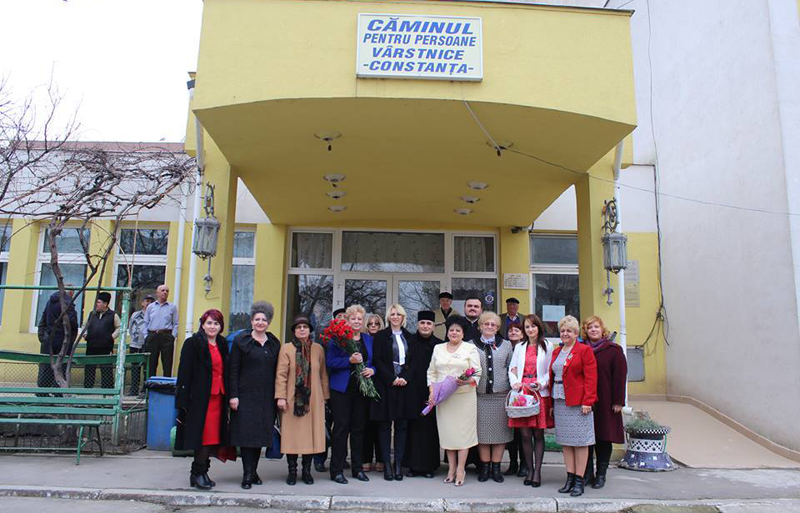 Femeile din PSD Constanța,  vizită la Căminul pentru Persoane Vârstnice - femeiledinpsdconstanta-1425394976.jpg