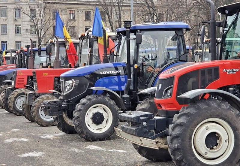 Fermierii din toată ţara vor protesta cu tractoarele în faţa Parlamentului - fermieriidintoatatara-1621876920.jpg