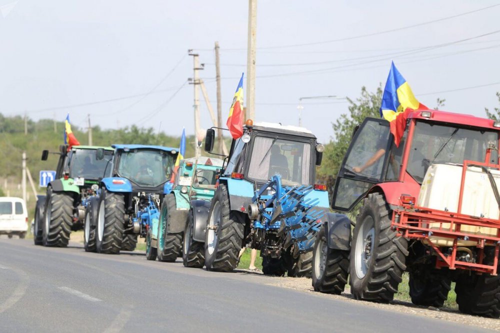 Fermierii vor protesta în fața Prefecturii Constanța - fermieriiiesinstrada-1613492641.jpg