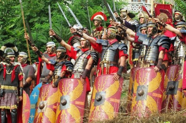 Festivalul Antic Tomis, lupte antice în Parcul Tăbăcăriei - festivalulantictomisconstanta6-1407679091.jpg