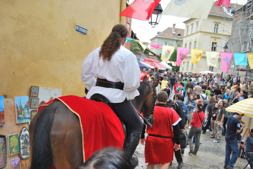 Festivalul Sighișoara Medievală XXIII va încerca să intre în Guinness - festivalulsighisoara20084-1435676659.jpg