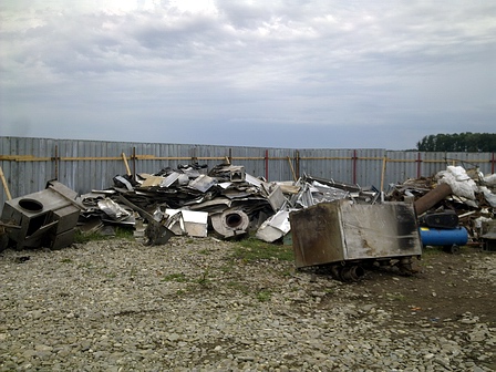 Peste o tonă de fier vechi furată din Portul Constanța - fier-1339408007.jpg