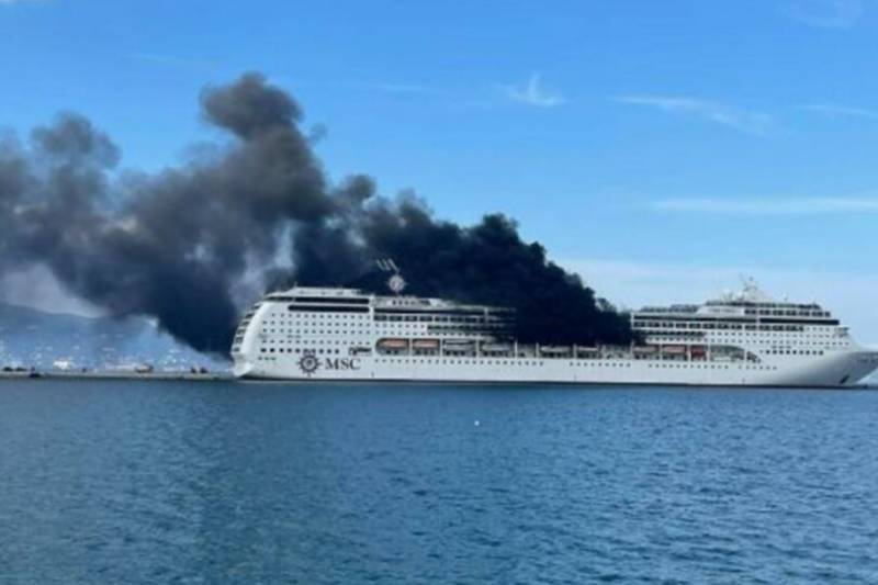 UPDATE. 30 de români pe feribotul ars în Mediterana! - filephoto16451630403633-1645173807.jpg