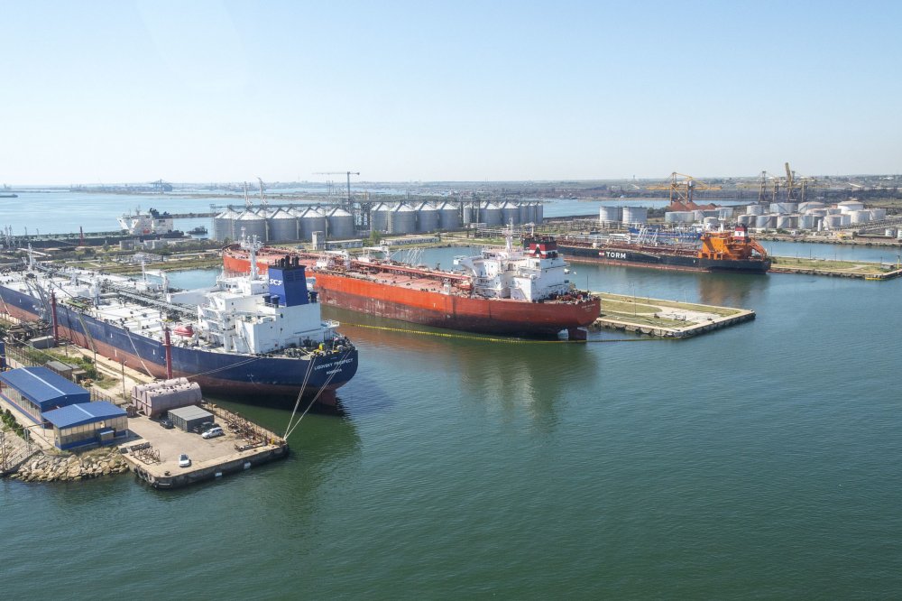 Finanțare pentru dragajul de investiții din portul Constanța - finantarede227milioaneleipentrud-1644604124.jpg