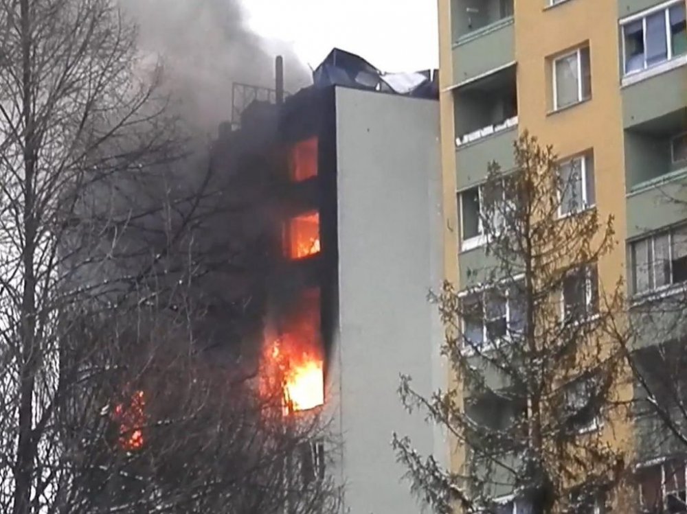 Explozie la un spital COVID din Cernăuţi. Un om a murit - focc-1614441643.jpg