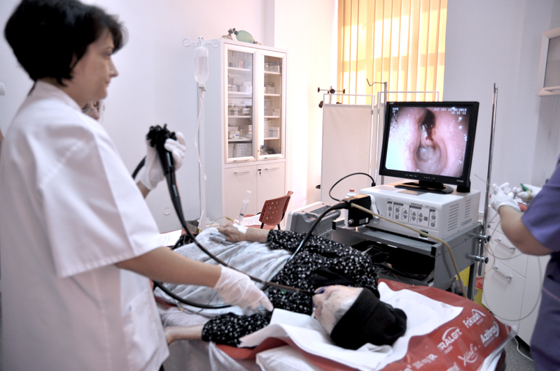 Premieră medicală la Constanța: Testul care depistează infecțiile la stomac! - fond-1384284733.jpg