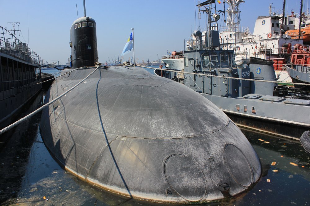 Ce soartă va avea submarinul „Delfinul”? Nu poate fi nici reparat, nici dat la casat! - fond-1628709947.jpg