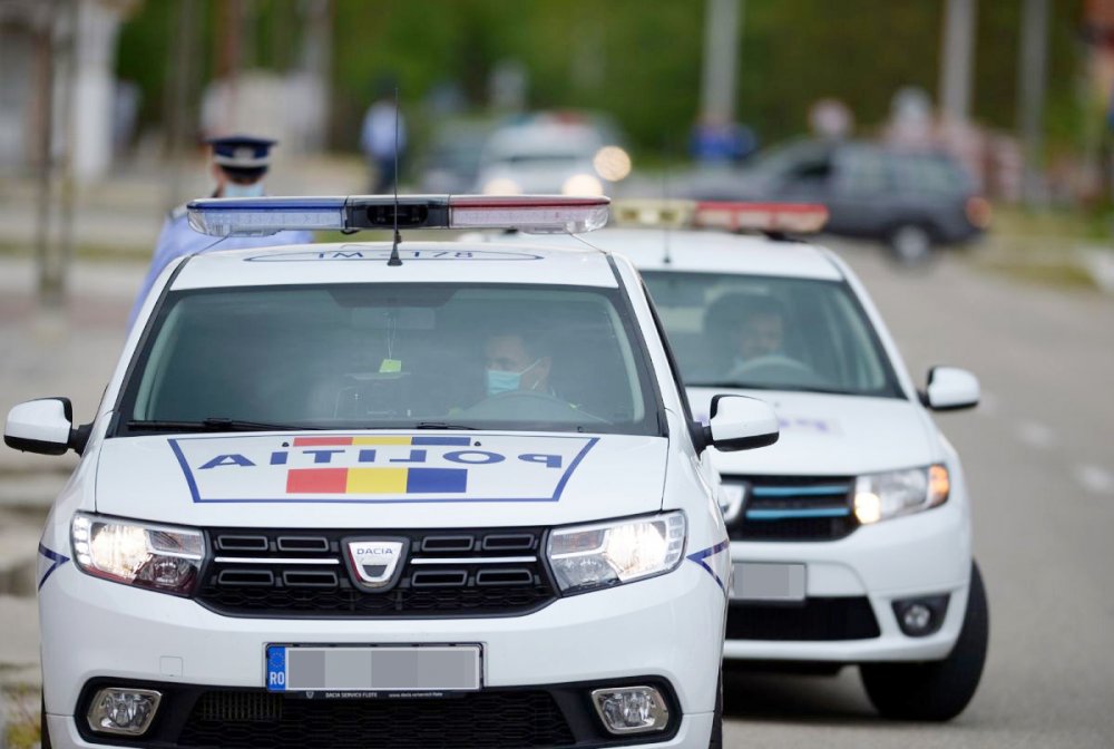 Polițiștii din Constanța își vor testa în poligon stilul de conducere defensivă - fond-1645124467.jpg