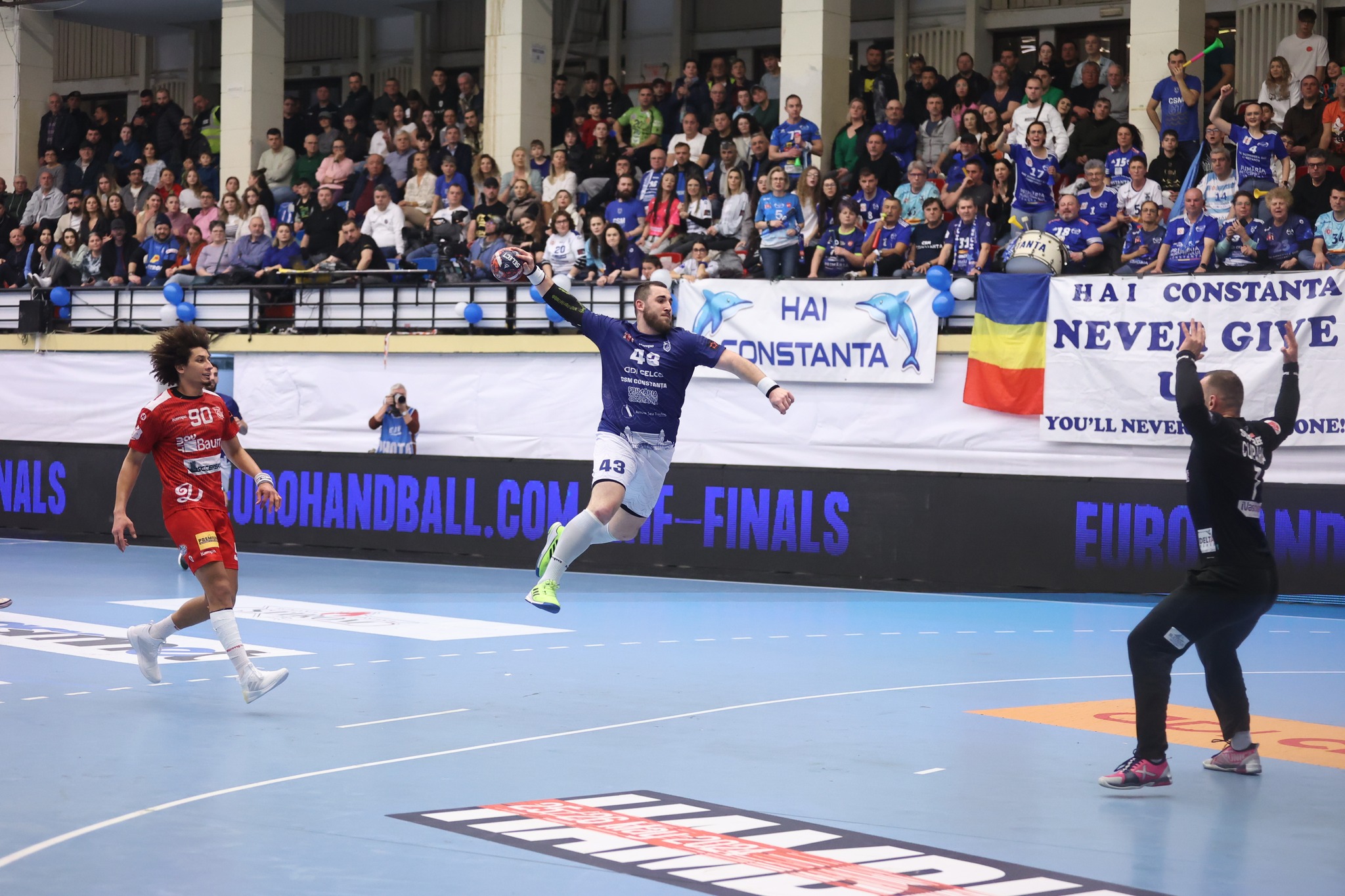 Handbaliştii de la CSM Constanţa au părăsit EHF European League - fond-handbal-1709125323.jpg