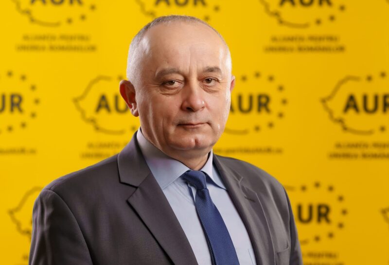 Deputatul Dănuţ Aelenei a demisionat din grupul parlamentar AUR. 