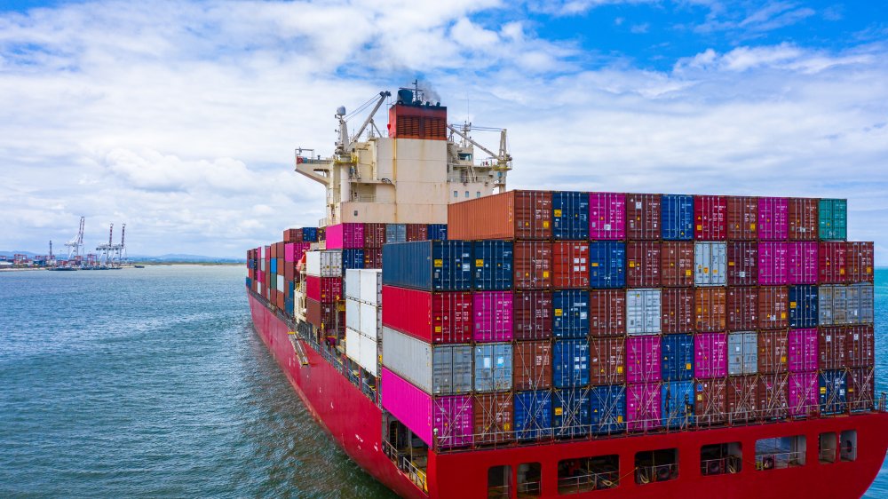 Criza containerelor ar putea dura încă un an. Economia Germaniei suferă pe fondul lipsei de aprovizionare - fondcrizacontainerelor-1635356682.jpg