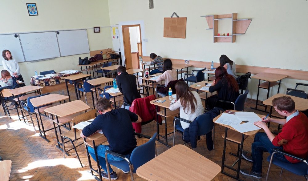 BAC 2019. Câte medii de 10 au obținut elevii din Constanța - fondemotii1559506105-1562575259.jpg