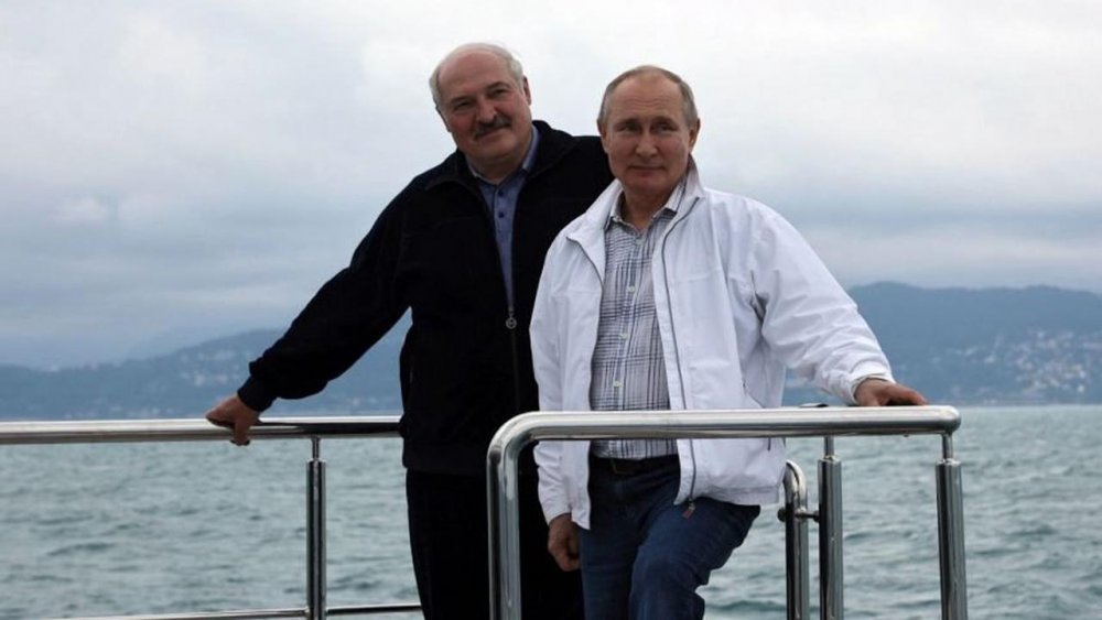 Preşedintele Vladimir Putin l-a asigurat de sprijin său pe Aleksandr Lukaşenko - fondintalnire-1622396457.jpg