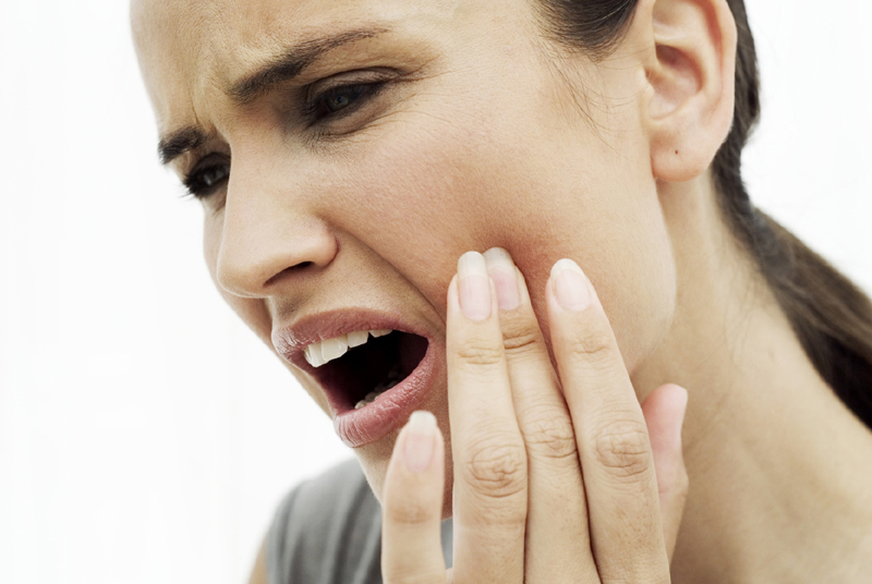 Nu te speli regulat pe dinți? Iată cu ce boli grave te poți alege - fondnutespelipedinti-1414507856.jpg