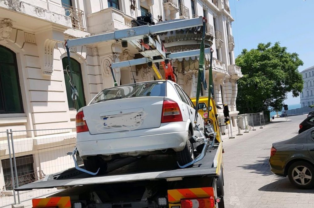 Nu vă riscați! Mașinile fără permis de acces în zona peninsulară a Constanței, ridicate de Poliția Locală - fondnuvariscati-1559676525.jpg