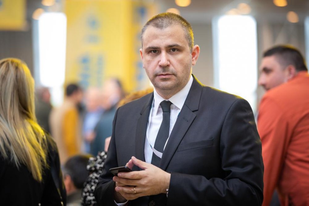 Senatorul Septimiu Bourceanu: „Fără mesaje radicale! Trebuie să unim echipa, nu să o dezbinăm” - fondparlamentaridemisi-1635964952.jpg