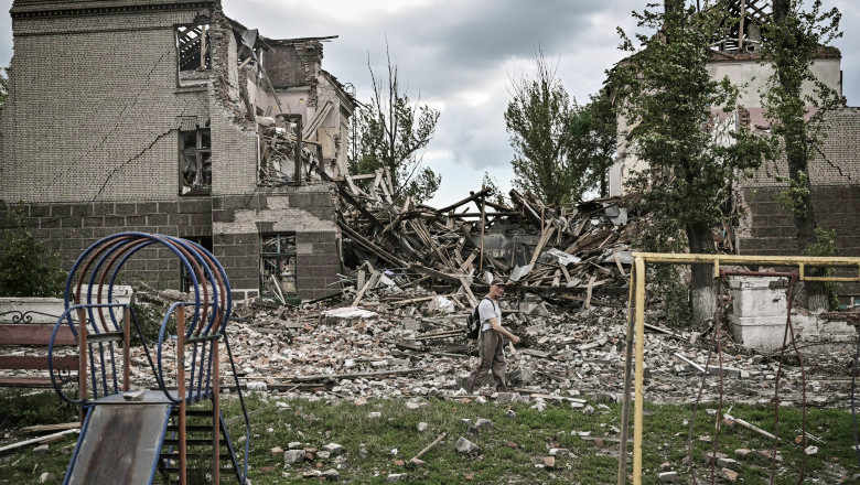 Rușii au intrat în suburbiile din Severodonețk. Infrastructura civilă din oraș este distrusă - fondrazboi96-1653923125.jpg
