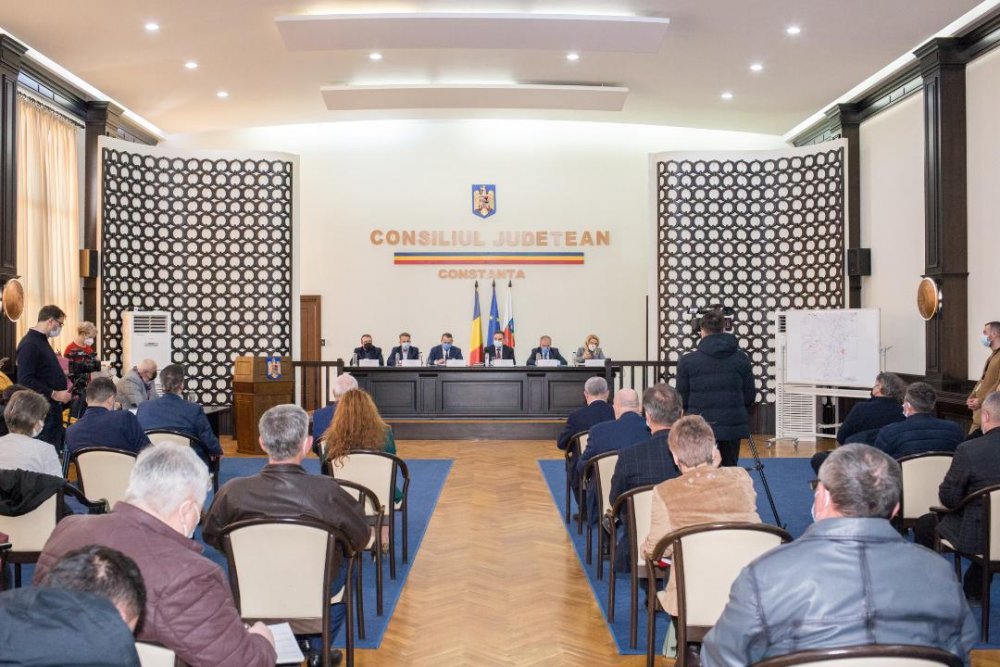 Edilii din județul Constanța, discuții cu președintele CJC pentru racordarea localităților la rețeaua de gaze naturale - fondsedintalacjccuprimarii-1644604974.jpg