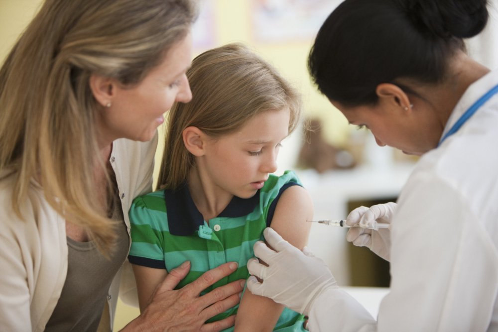 Vreţi să faceţi vaccinul anti-HPV? Scoateți din buzunare 2.100 de lei și vă imunizați! - fondvaccin-1622656540.jpg