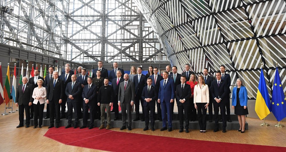 Preşedintele României şi alţi lideri europeni, întâlnire cu Zelenski - fondzelenskiparlamenteuropean-1675970893.jpg