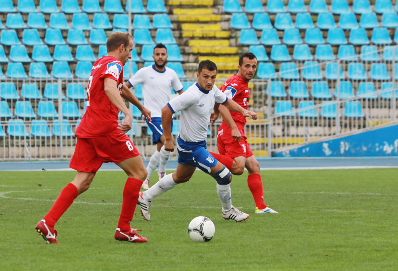Meciul Pandurii - FC Farul, din Cupa României, în direct la Digi Sport - fotbal-1379535127.jpg