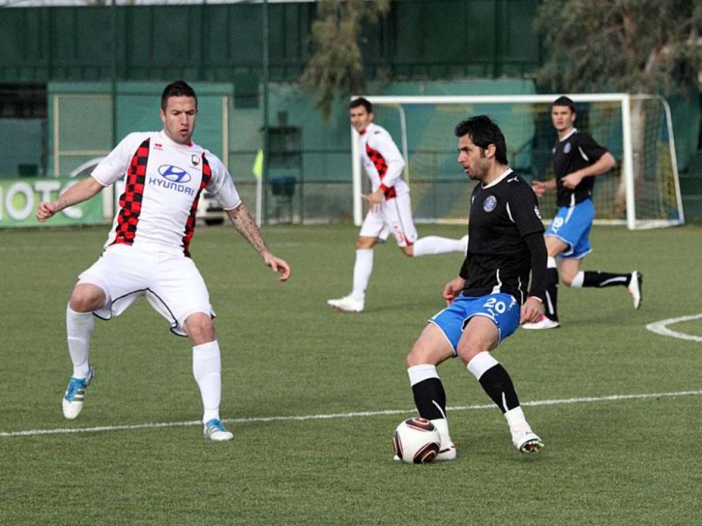Fotbal / FC Viitorul joacă, mâine, cu FC Neftehimik Nizhnekamsk - fotbal1-1329135989.jpg