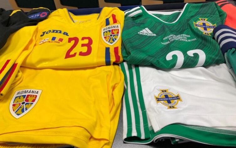 Fotbal, echipa naţională / Tricolorii vor juca în galben în meciul cu Irlanda de Nord - fotbalbelfast1811-1605718933.jpg