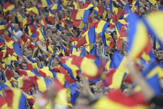Fotbal: De astăzi, s-au pus în vânzare biletele pentru meciul România - Ungaria - fotbalbiletesursagspro-1411731066.jpg