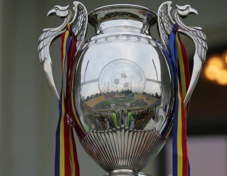 Fotbal / Vezi aici programul semifinalelor Cupei României - fotbalcuparomaniei-1355150554.jpg
