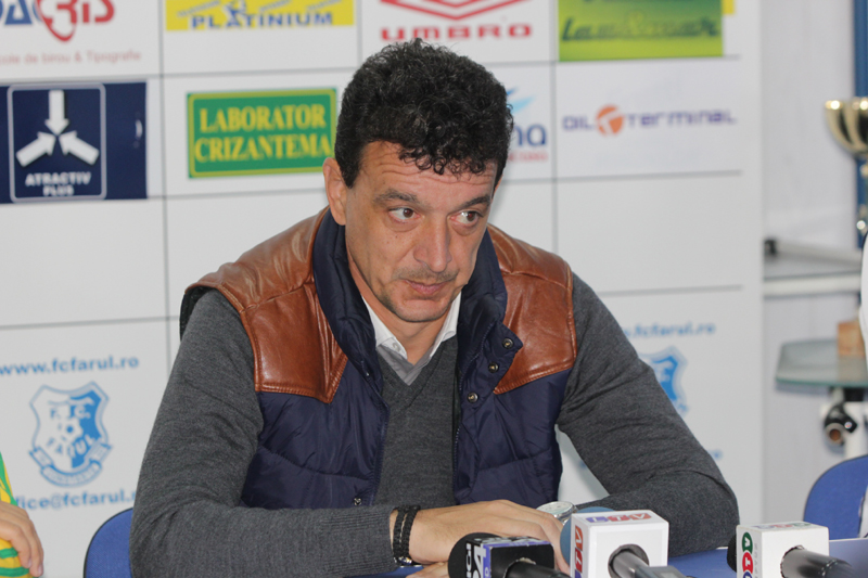 Alin Artimon, șanse mari de a rămâne la FC Farul - fotbalfarulalinartimon1-1352749647.jpg