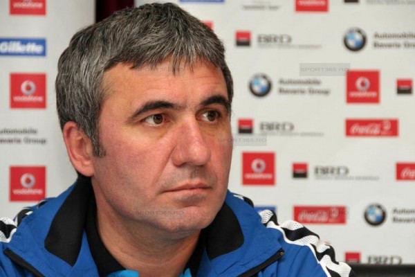 Patronul Viitorului, Gheorghe Hagi acuză arbitrajul din meciul cu Concordia Chiajna - fotbalhagi-1355219278.jpg
