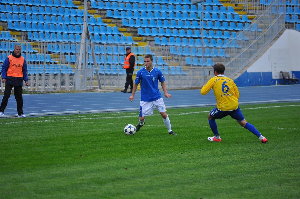 Fotbal / Un jucător de la Farul, patru de la Viitorul și unul de la Callatis, convocați la Naționala U18 - fotbaljucatori-1370877093.jpg