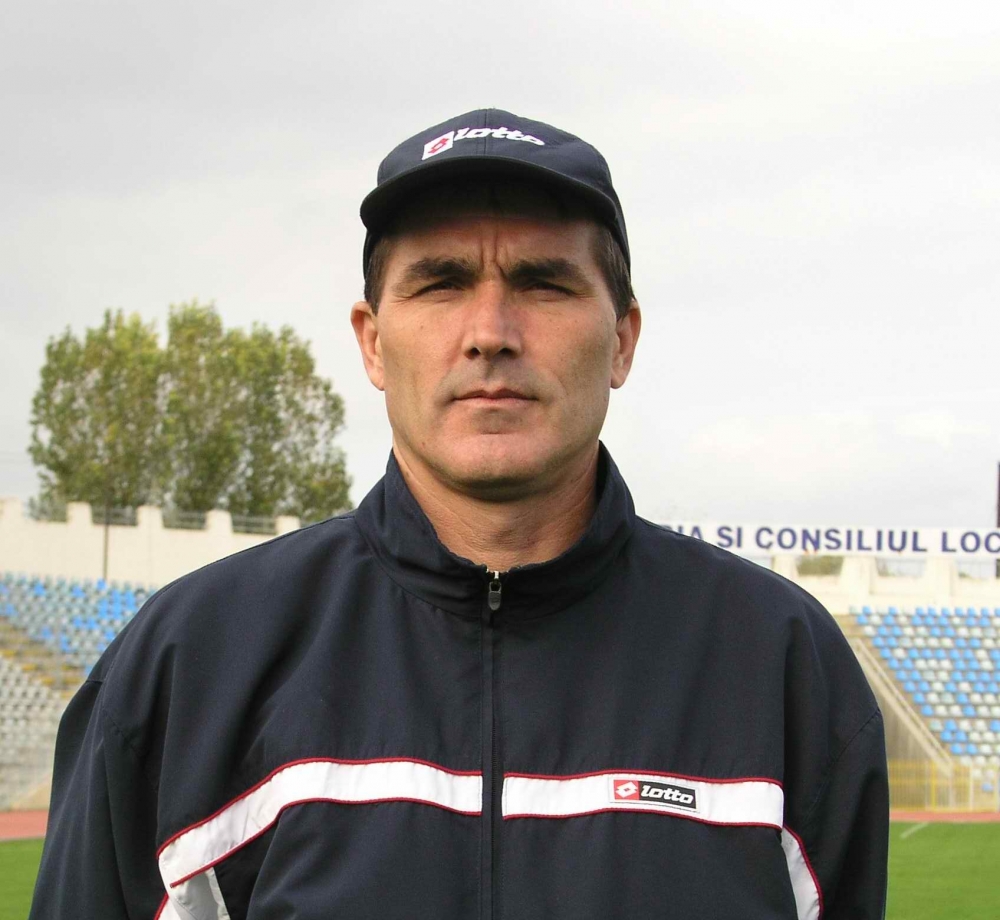 Fotbal / Ion Răuță, în ședință cu conducerea FC Farul - fotbalrauta-1366027112.jpg