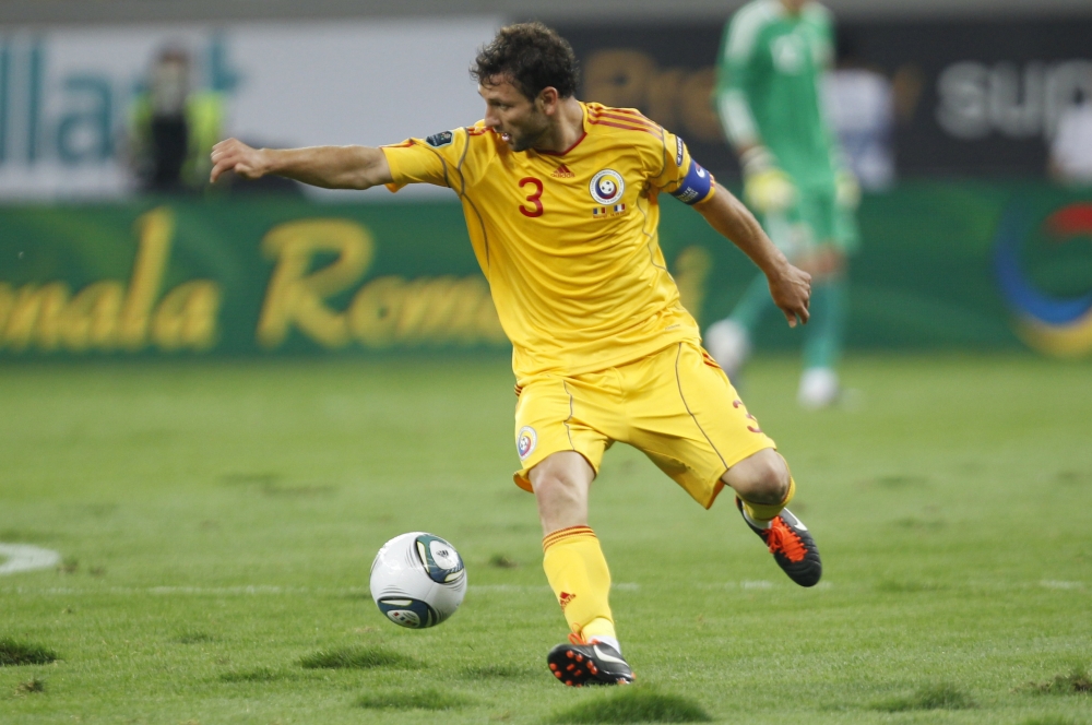 Fotbal - CM 2014 / Răzvan Raț vrea măcar un punct în deplasarea din Turcia - fotbalrazvan-1349960575.jpg
