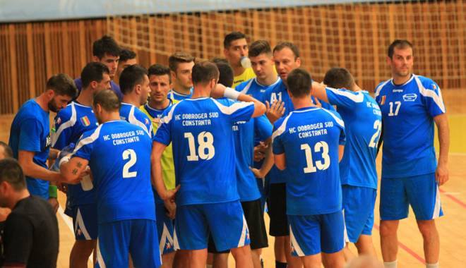 Handbal: Care sunt echipele calificate în sferturile Cupei României - foto-1450541024.jpg