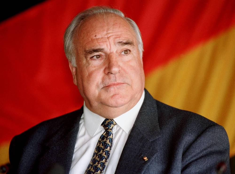 Fostul cancelar german, Helmut Kohl, condus pe ultimul drum - fotogsadsadsaosu-1498934483.jpg