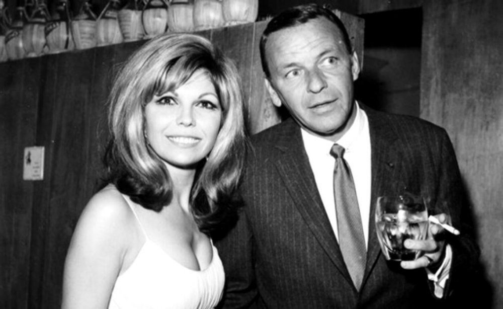 Fosta soție a lui Frank Sinatra și mama celor trei copii ai lui a murit la vârsta de 101 ani - franksinatranancysinatra1967bill-1531562453.jpg