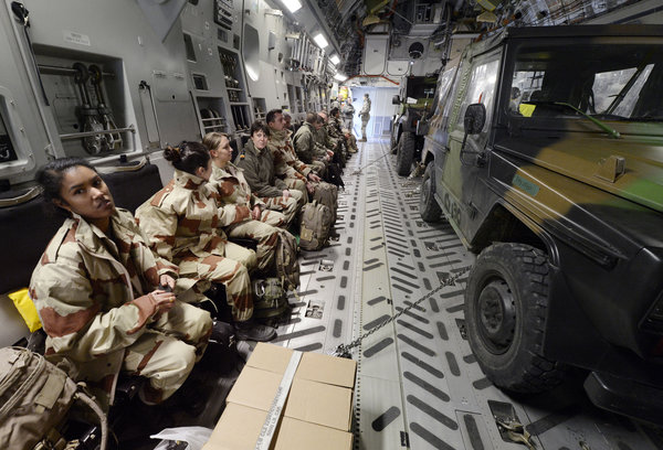 Franța încheie oficial misiunea în Afganistan - franta-1419009004.jpg