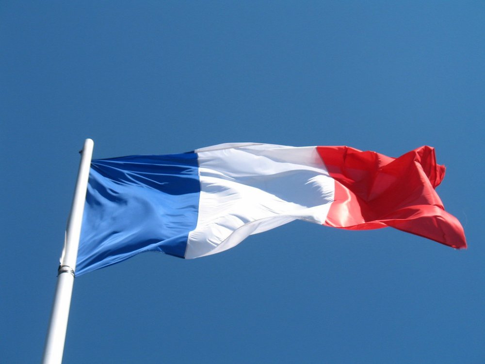 Franța prelungește starea de urgență până pe 24 iulie - franta-1588493828.jpg